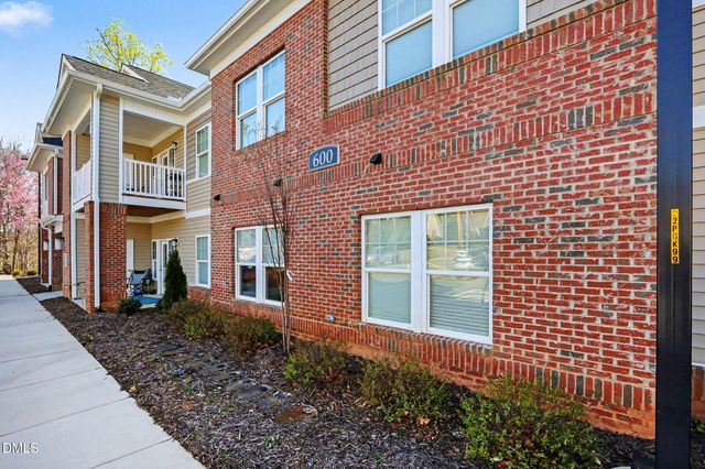 618 Weather Ridge Lane 28, Cary, NC 27513