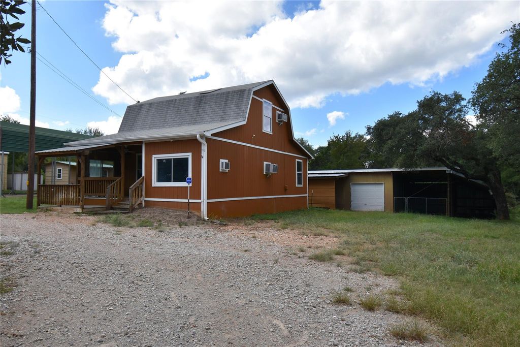 25201 Old Ferry RD, Spicewood, TX 78669