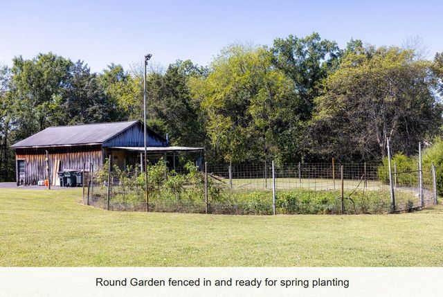 2084 Kidd Rd, Nolensville, TN 37135