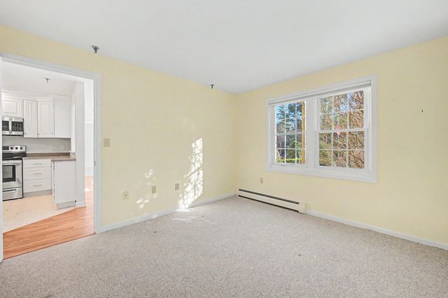 332 Parkside Rd Unit 3, New London, NH 03257
