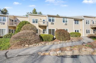 332 Parkside Rd Unit 3, New London, NH 03257