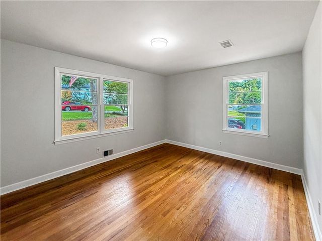 106 Larose Circle SE, Marietta, GA 30060