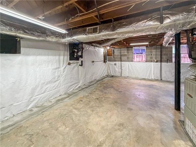 106 Larose Circle SE, Marietta, GA 30060
