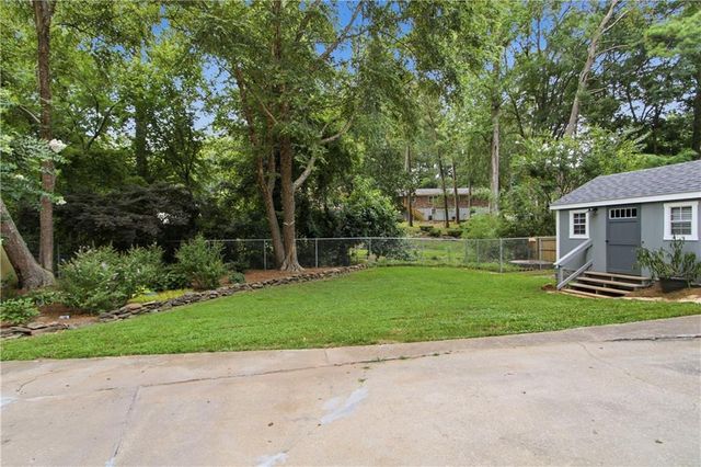 106 Larose Circle SE, Marietta, GA 30060