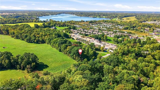 2495 E Western Reserve Road, Poland, OH 44514