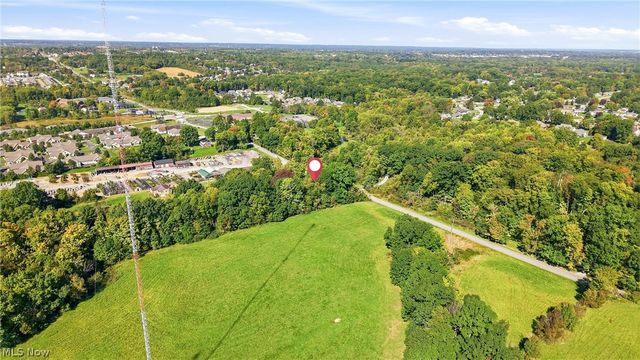 2495 E Western Reserve Road, Poland, OH 44514