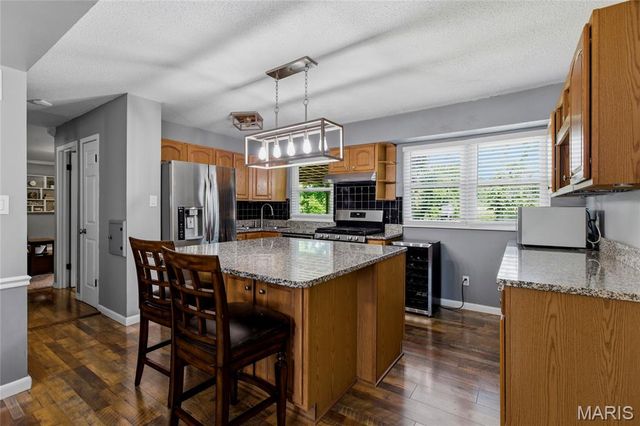 3573 Alber Hill Drive, St Louis, MO 63129
