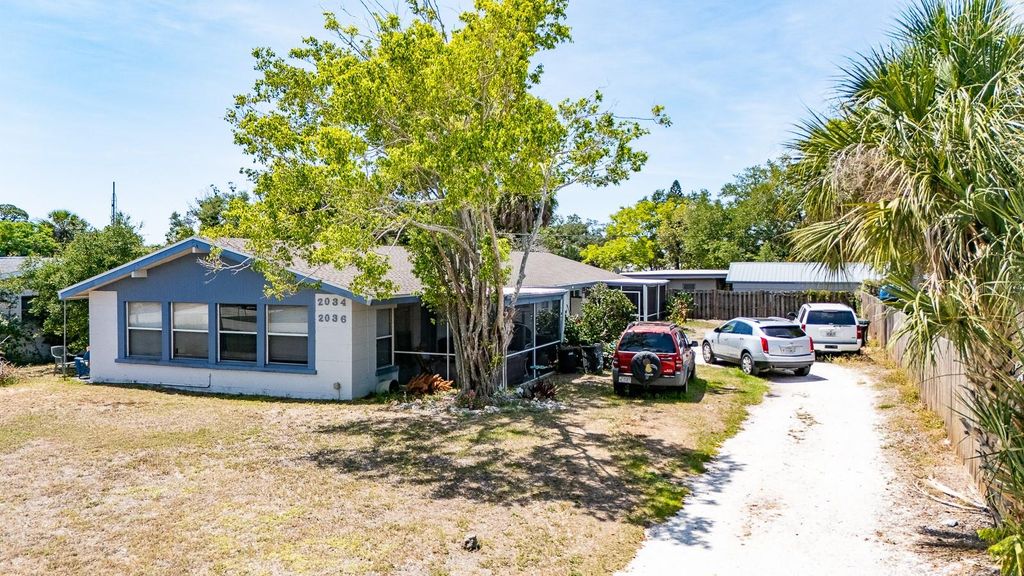 2034 PINE TERRACE, Sarasota, FL 34231