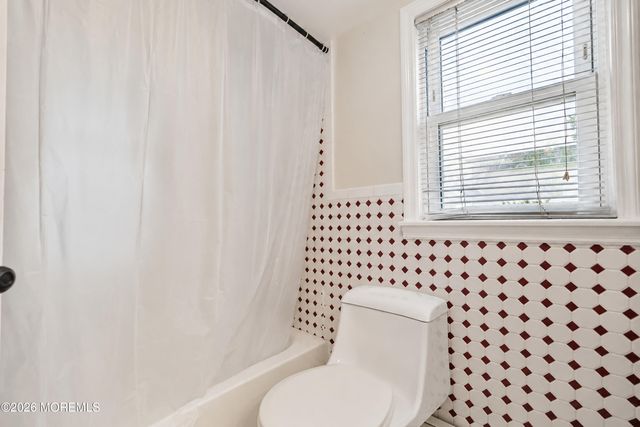 413 Union Avenue, Union Beach, NJ 07735