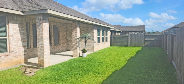 5506 Highland Drive, Pasadena, TX 77505