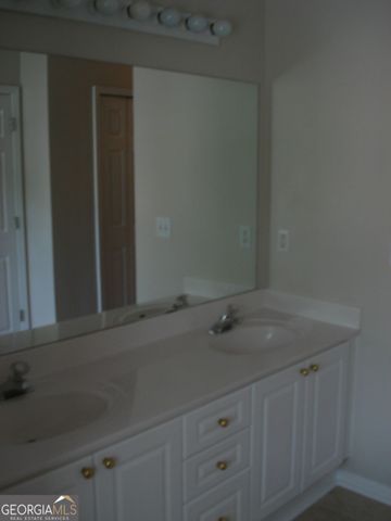 61 Hammock Place SE, Atlanta, GA 30312