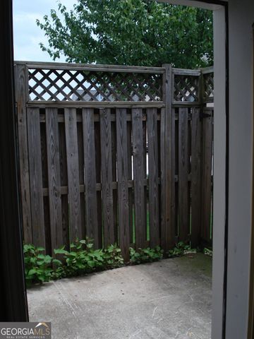 61 Hammock Place SE, Atlanta, GA 30312