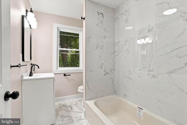 225 S COOK AVE, Trenton, NJ 08629