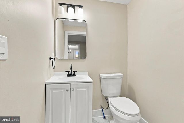 225 S COOK AVE, Trenton, NJ 08629