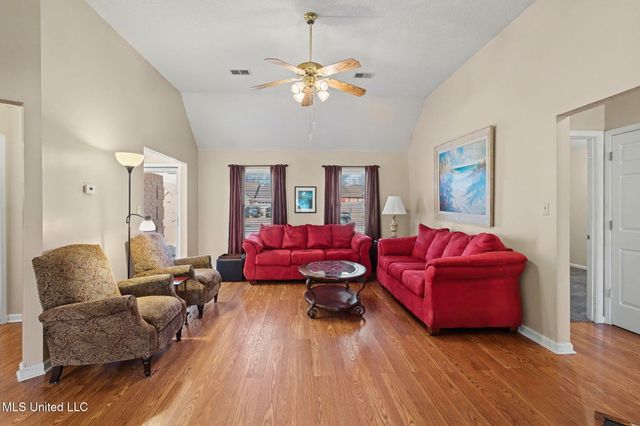 6933 Margaret Way Cove, Walls, MS 38680