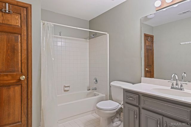 8611 Pebble Creek Court, Montgomery, AL 36116