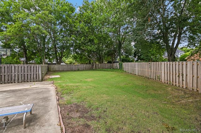 8611 Pebble Creek Court, Montgomery, AL 36116
