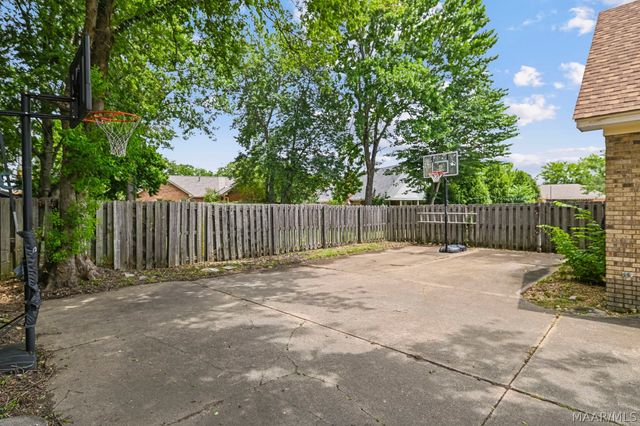 8611 Pebble Creek Court, Montgomery, AL 36116