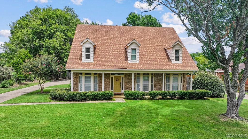 8611 Pebble Creek Court, Montgomery, AL 36116