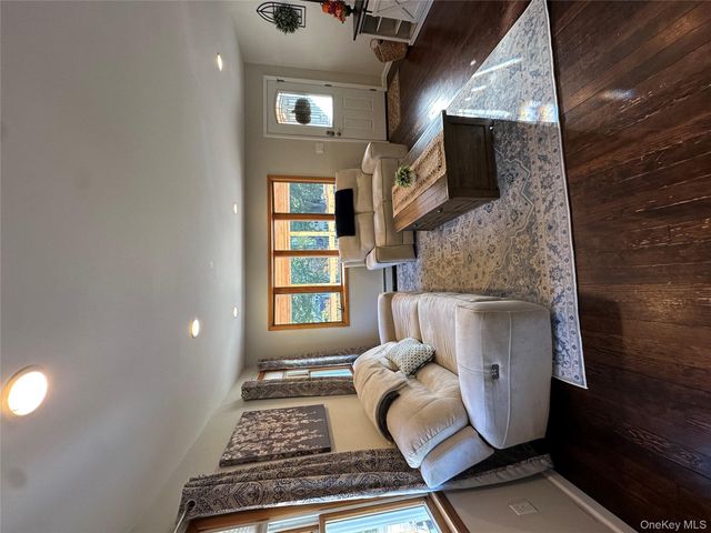 558 Meadow Road, Kings Park, NY 11754
