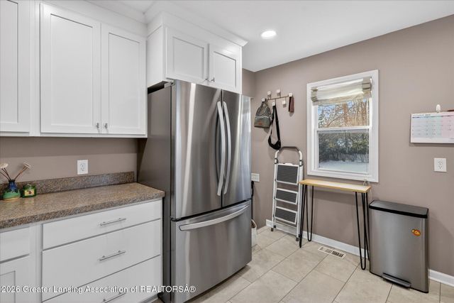 1724 Snyder Road, East Lansing, MI 48823