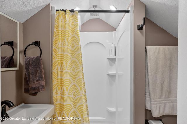 1724 Snyder Road, East Lansing, MI 48823