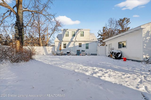 1724 Snyder Road, East Lansing, MI 48823