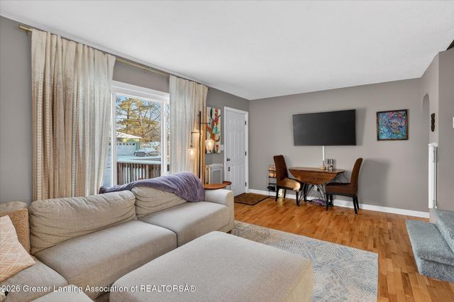 1724 Snyder Road, East Lansing, MI 48823