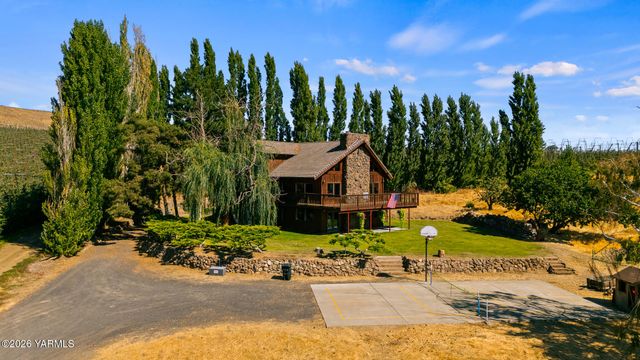 13619 Summitview Ext Rd, Yakima, WA 98908