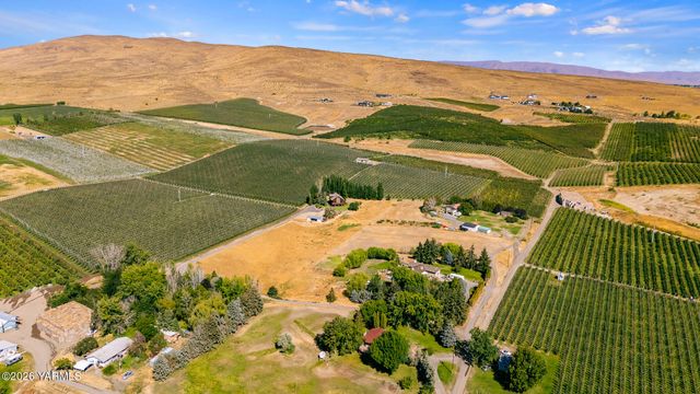 13619 Summitview Ext Rd, Yakima, WA 98908