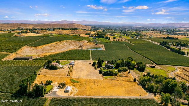 13619 Summitview Ext Rd, Yakima, WA 98908