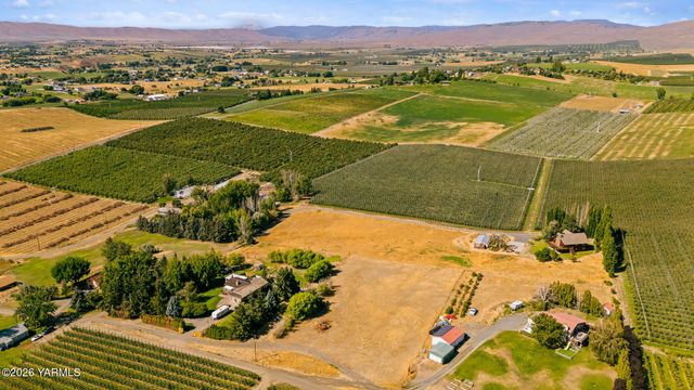 13619 Summitview Ext Rd, Yakima, WA 98908