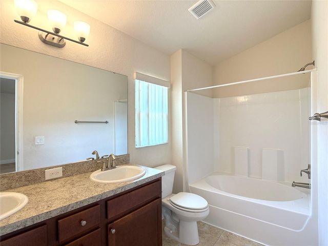 1378 LEGATTO LOOP, Dundee, FL 33838