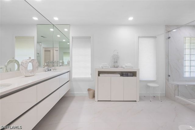 319 Pirates Bight, Naples, FL 34103