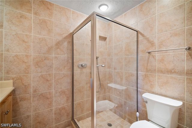 319 Pirates Bight, Naples, FL 34103