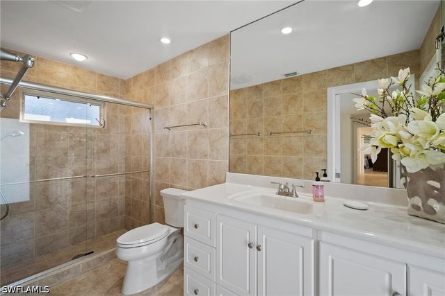 319 Pirates Bight, Naples, FL 34103