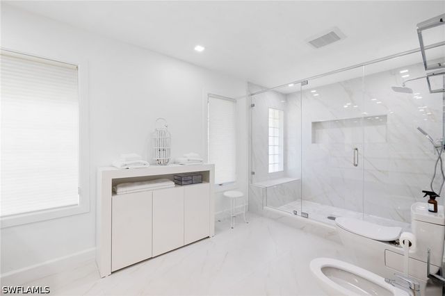 319 Pirates Bight, Naples, FL 34103