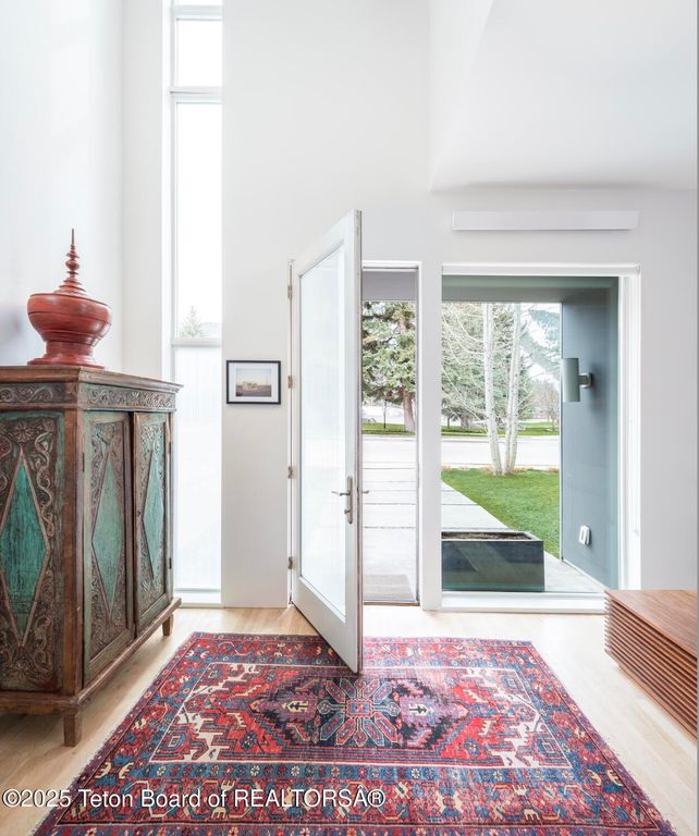 455 E BROADWAY Avenue, Jackson, WY 83001 photo 18