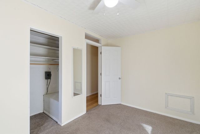 917 Carpenter Street, Azle, TX 76020