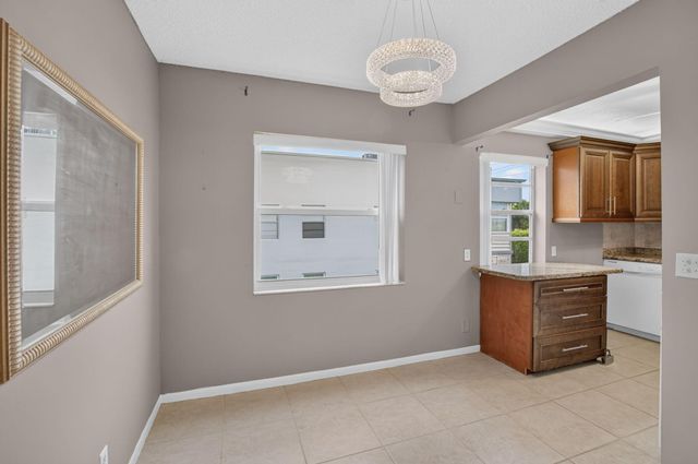 701 Burgundy O, Delray Beach, FL 33484