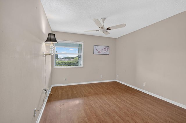 701 Burgundy O, Delray Beach, FL 33484