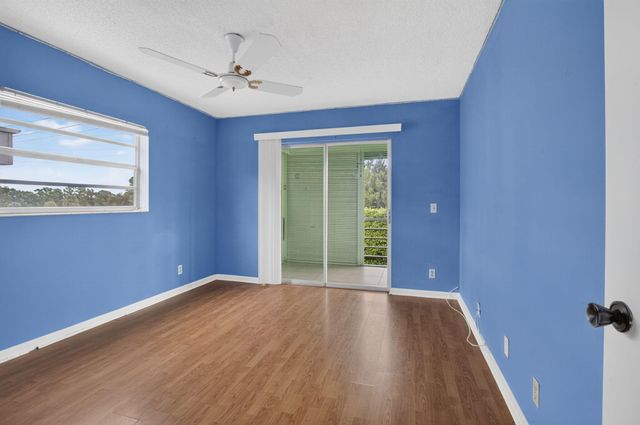 701 Burgundy O, Delray Beach, FL 33484