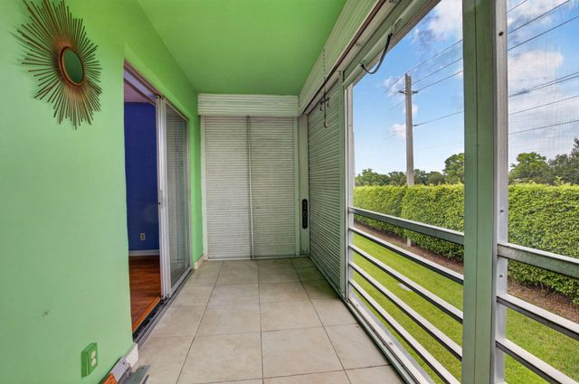 701 Burgundy O, Delray Beach, FL 33484