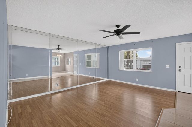 701 Burgundy O, Delray Beach, FL 33484