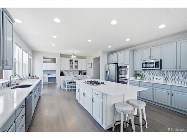 16863 Parkside Dr S, Commerce City, CO 80022