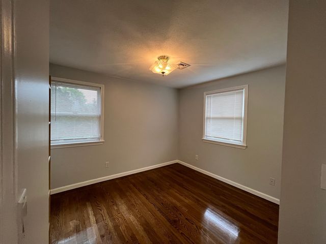 335-337 Linwood Ave 335, Newton, MA 02460