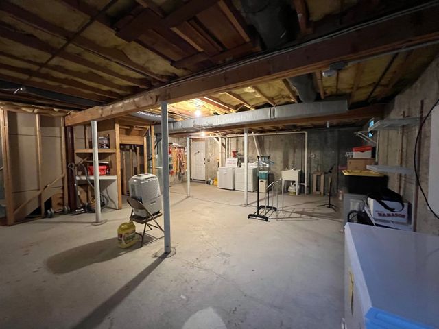 335-337 Linwood Ave 335, Newton, MA 02460