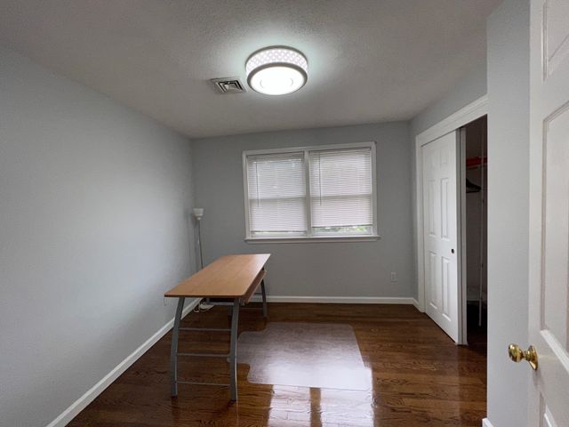 335-337 Linwood Ave 335, Newton, MA 02460