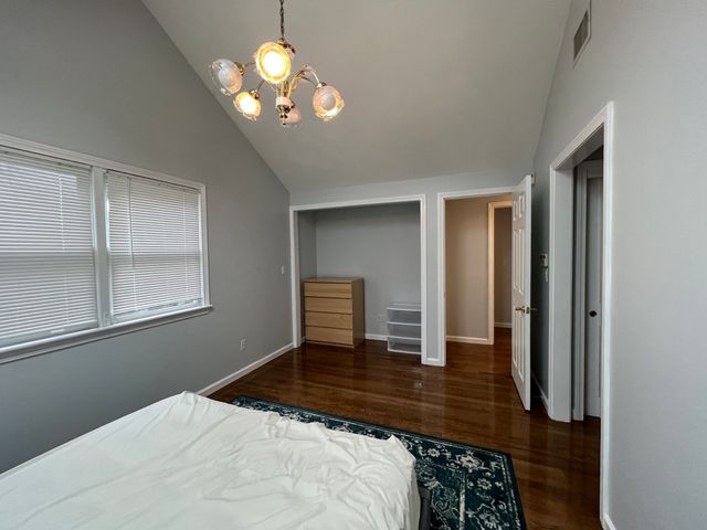 335-337 Linwood Ave 335, Newton, MA 02460