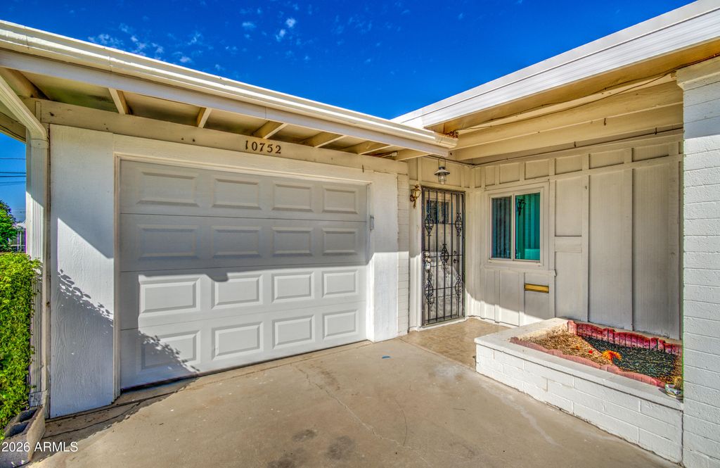 10752 W PEORIA Avenue, Sun City, AZ 85351 — photo 5